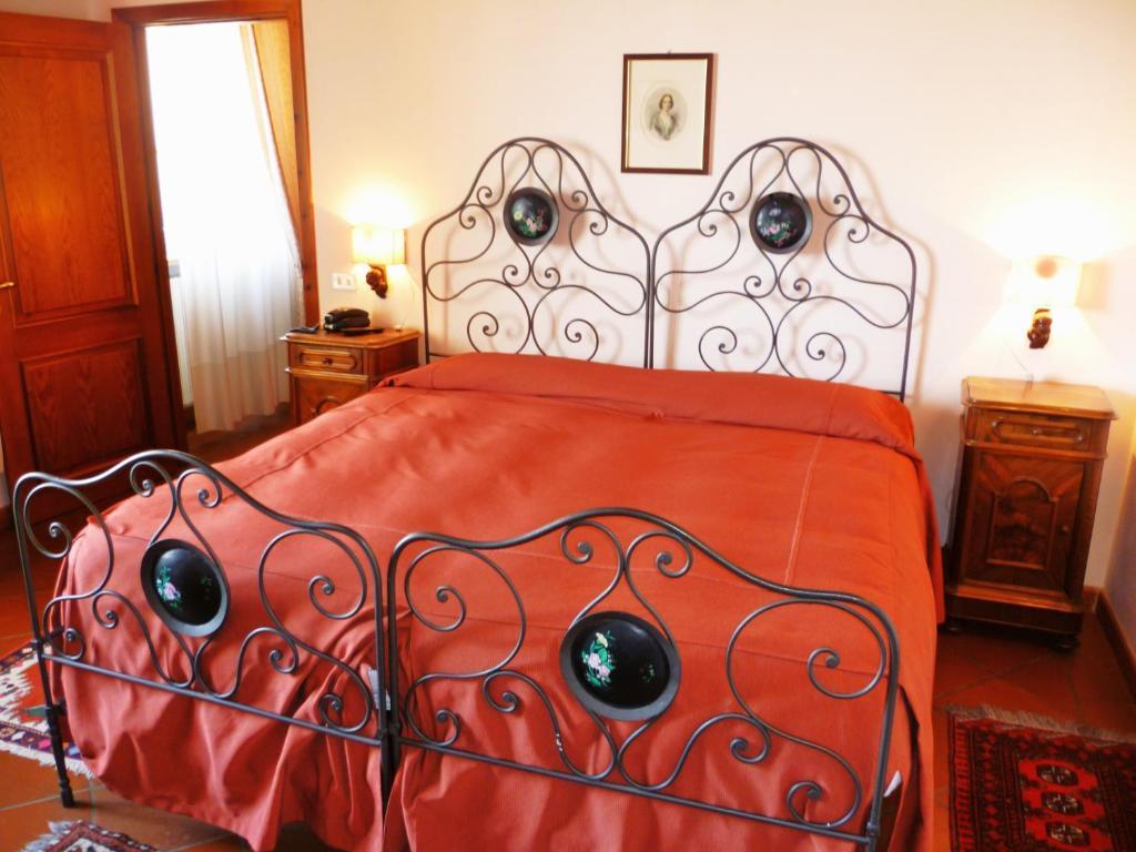 Locanda Di Villa Torraccia Песаро Стая снимка